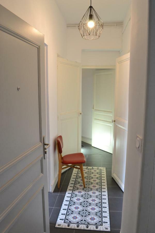 Le Comedien - Climatisation Place De La Comedie มงต์เปอลิเยร์ ภายนอก รูปภาพ